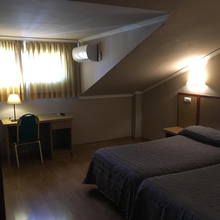 Hotel Avenida Leganés Esterno foto