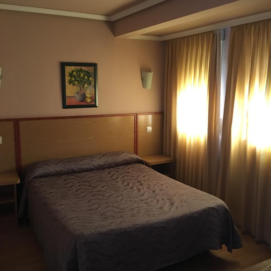 Hotel Avenida Leganés Esterno foto